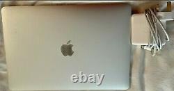 Apple Macbook Pro Ordinateur Portable 13.3, 2.5ghz, I7, 1tb Ssd, 16 Go Silver Immaculée
