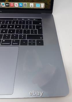 LIRE ! Apple MacBook Pro 15 A1990 Gris Sidéral Intel Core i7 32 Go RAM 512 Go