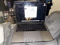 MacBook Pro 13 (256 Go, Intel Core i5 7e génération, 3,5 GHz, 16 Go) Gris (2017)