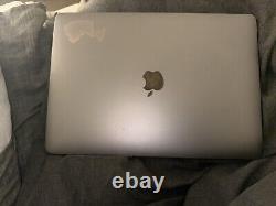MacBook Pro 13 (256 Go, Intel Core i5 7e génération, 3,5 GHz, 16 Go) Gris (2017)