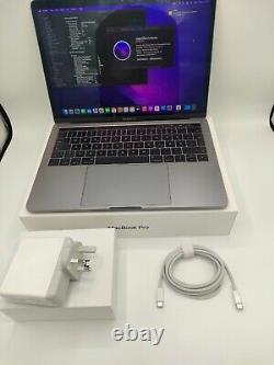 MacBook Pro 13,3 pouces 2,9 GHz Intel Core i5 fin 2016 512 Go gris sidéral QWERTZ