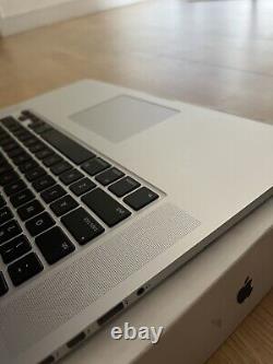 MacBook Pro 15 2015 en parfait état avec suite Ableton Live originale en disposition QWERTY