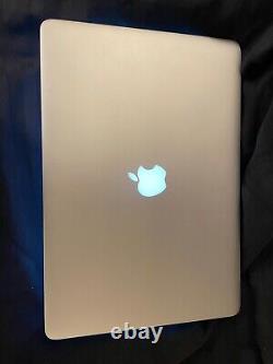 MacBook Pro 15 i7 3.7GHz NEUF 2TB SSD 16GB RAM A GRADE RADEON + LOGICIEL +