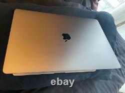 MacBook Pro 16 5,0 GHz i9 8 cœurs 32 Go de RAM 500 Go GRADE A à faible cycle + LOGICIELS