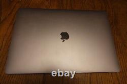 MacBook Pro 16 pouces Core i9 2,4 GHz, 16 Go de RAM, 1 To Radeon Pro 5500M (modèle 2019)