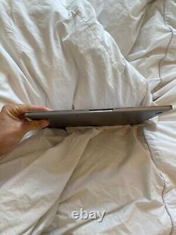 Macbook Pro 2,3 GHz Double-cœur Intel i5 mi-2017 16 Go de RAM 500 Go de stockage Flash